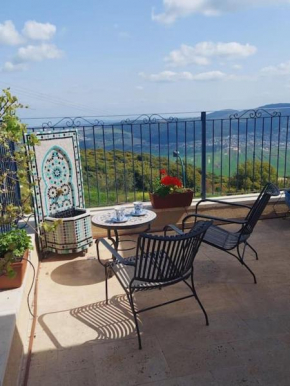 Hararit View נוף הררית